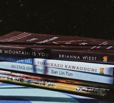 BookTok Favorites Review: Viral Titles Under the Lens 2025